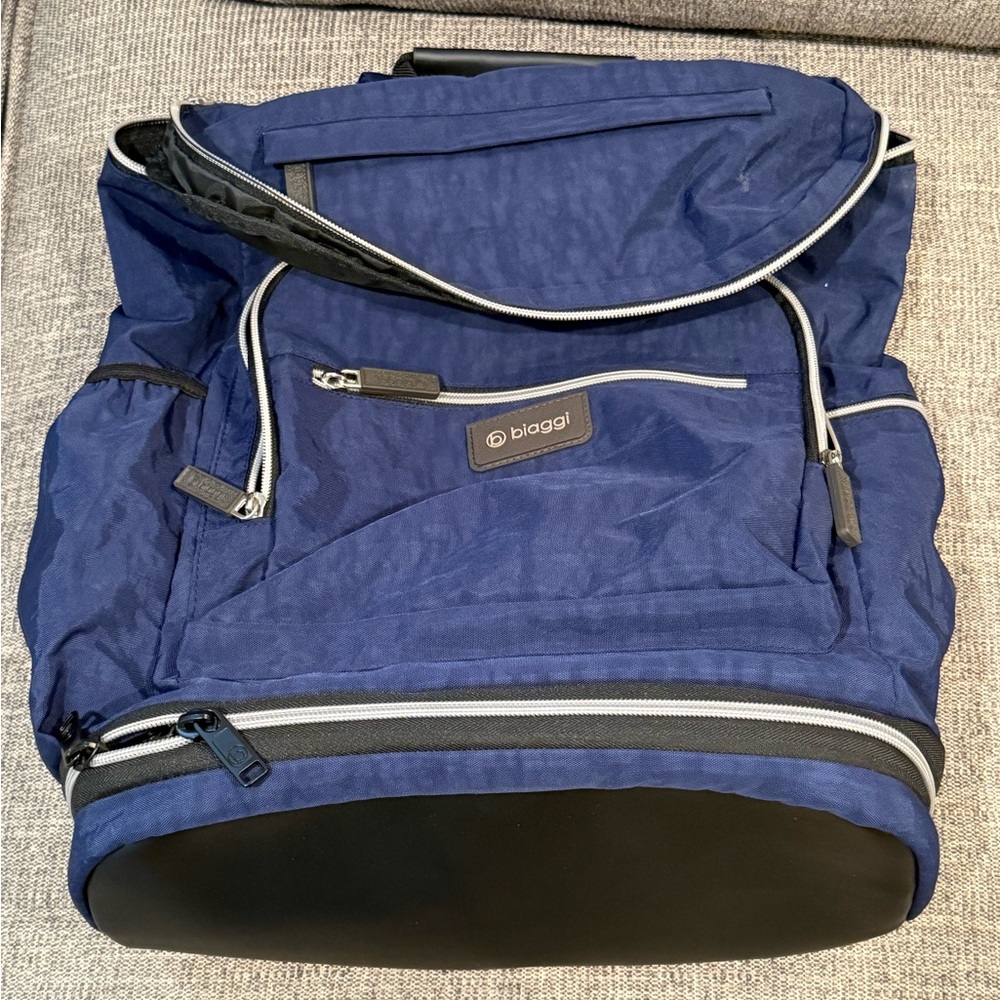 Biaggi Travel Backpack with Multiple Compartments NWOT